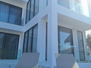 White Cube House