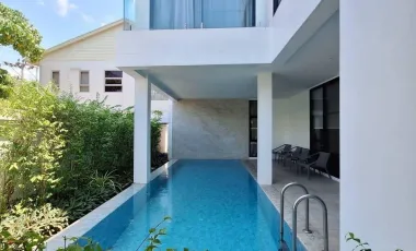White Cube House