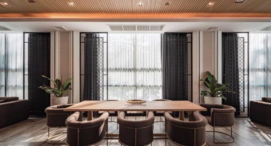 Mandarin Eastville