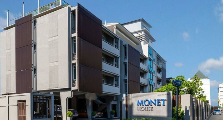 Monet House Apartment