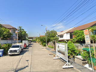 Pin Charoen 3