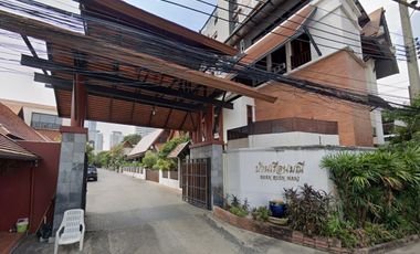 Baan Ruen Mani
