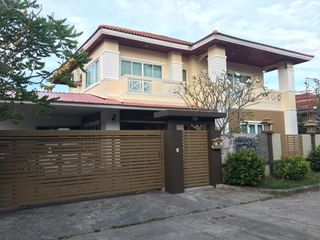 Dusit Buri
