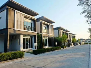 Censiri Spot Town Laem Chabang