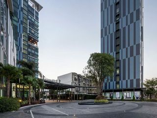 无限Mof Metrosky Bang Sue Pracha Chuen