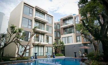The 8 Condominium