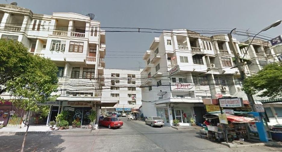 Sinthanee Condo Town