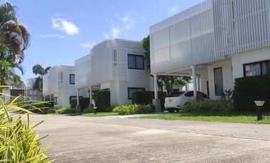 B Villa Wellness Resort Phuket