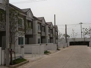เดอะ วิลเลจ บางนา กม.10
