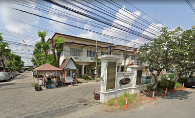 หมู่บ้านสรานนท์