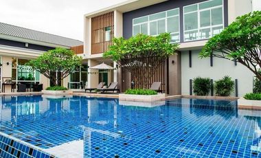 Life Bangkok Boulevard Wongwaen-Rama9