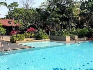 Baansuanrimkhlong Krungthepkretha