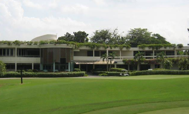 Navatanee Golf Course and Village