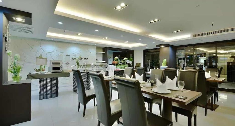 Admiral Suites Бангкок
