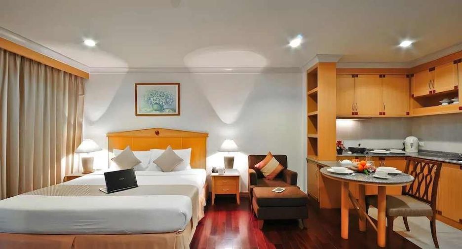 Admiral Suites Бангкок