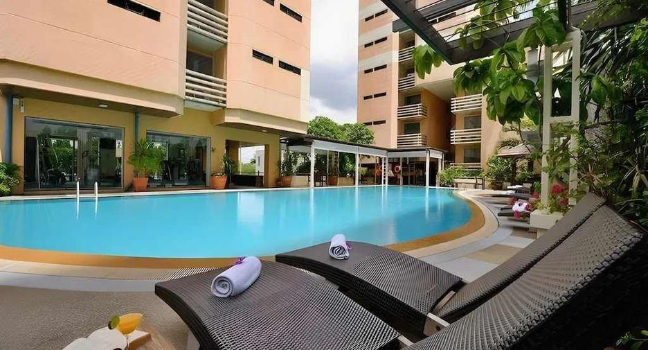 Admiral Suites Бангкок