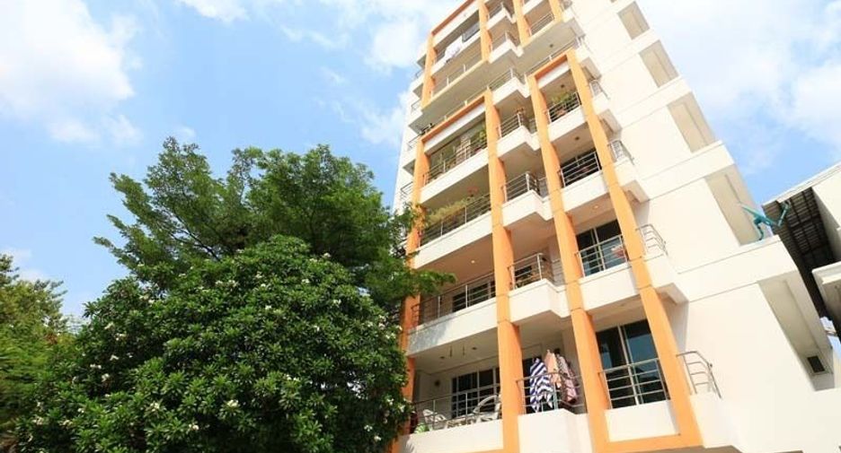 Sompob House