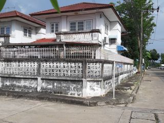 Phet Monthon Green