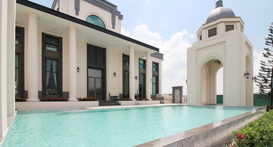 Grandio Lat Phrao-Kaset Nawamin