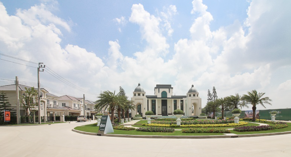 Grandio Lat Phrao-Kaset Nawamin