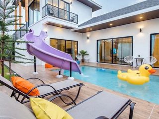 Breeze Pool Villa Cha-Am