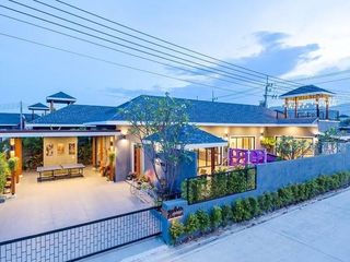 Breeze Pool Villa Cha-Am