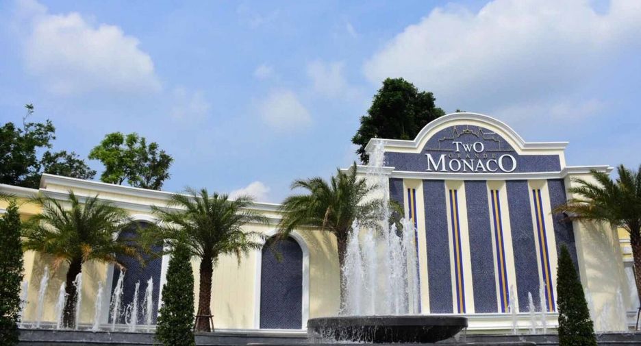 Two Grande Monaco Bangna-Wongwaen