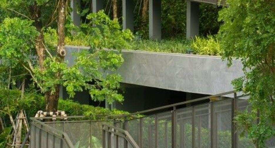 Life Sathorn Sierra