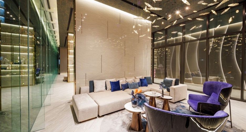 Life Sathorn Sierra