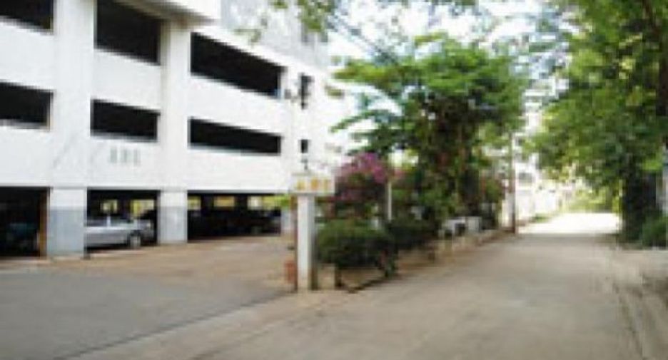 Airport Residential Condominium