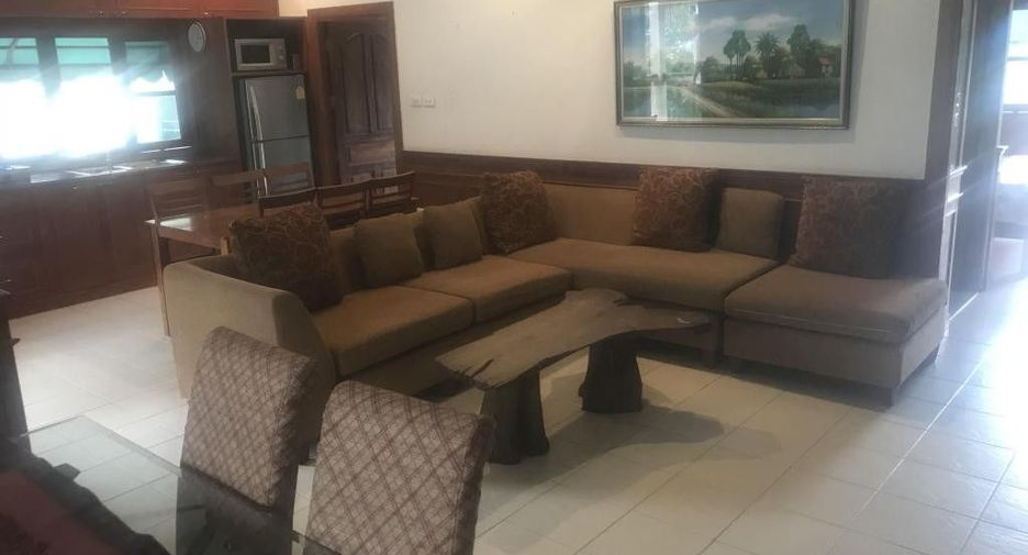 Mountain View Apartment