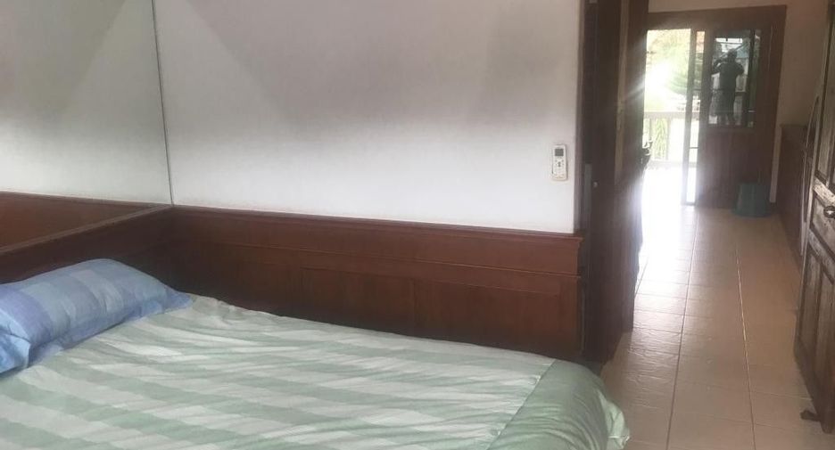Mountain View Apartment