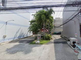 Lasalle Place