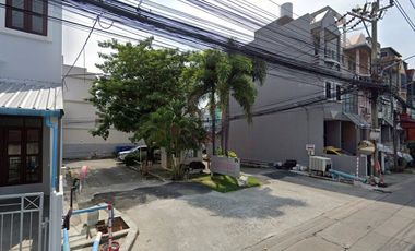 拉萨尔广场