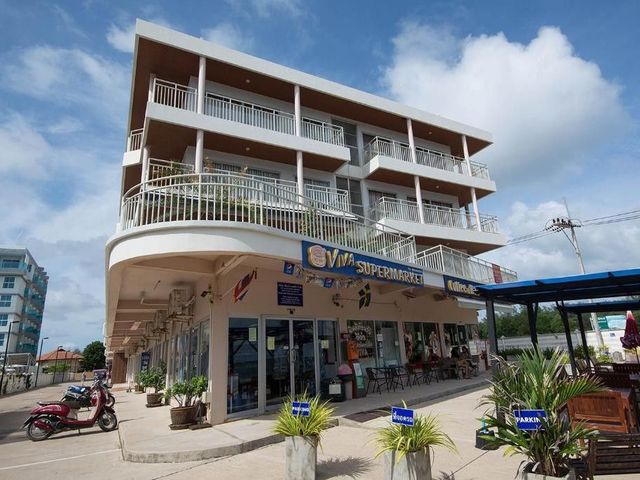 Grand Beach I Condominium