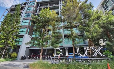 Dlux condominium