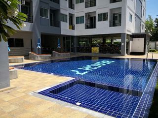 บีช 7 คอนโดมิเนียม