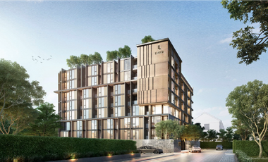 LLOYD Soonvijai-Thonglor