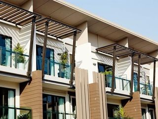 Town Avenue Rama 9