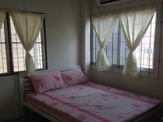 Yenjai Apartment