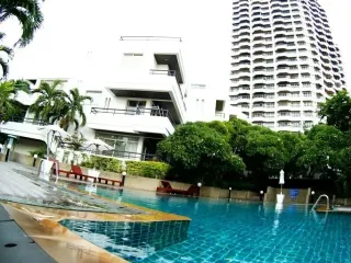 รามาฮาร์เบอร์วิว คอนโดมิเนียม