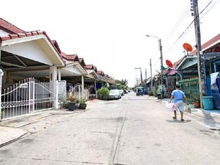 Baan Samret Ville 4