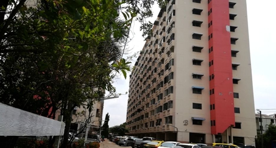 Namchoke Condominium