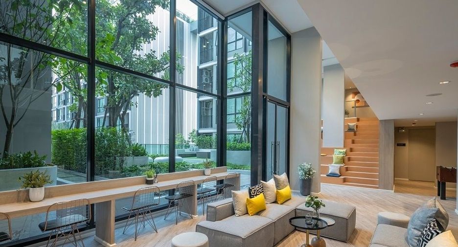 For sale 1 bed condo in Wang Thonglang, Bangkok