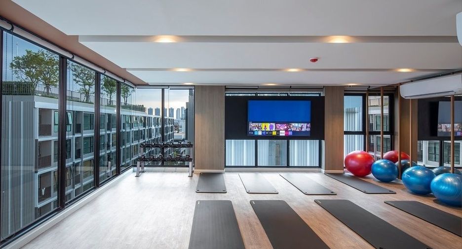 For sale 1 bed condo in Wang Thonglang, Bangkok