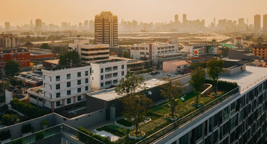 For sale 1 bed condo in Wang Thonglang, Bangkok