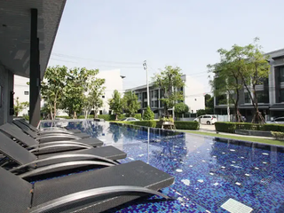 Casa en el centro de la ciudad, Rama 2 - Phutthabucha