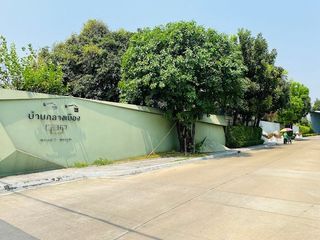 Casa en el centro de la ciudad, Rama 2 - Phutthabucha