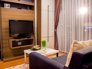 Tourmaline Gold Sathorn-Taksin