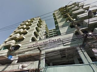Mahadthai Condotel